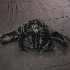Black Faux Fur crop jacket!